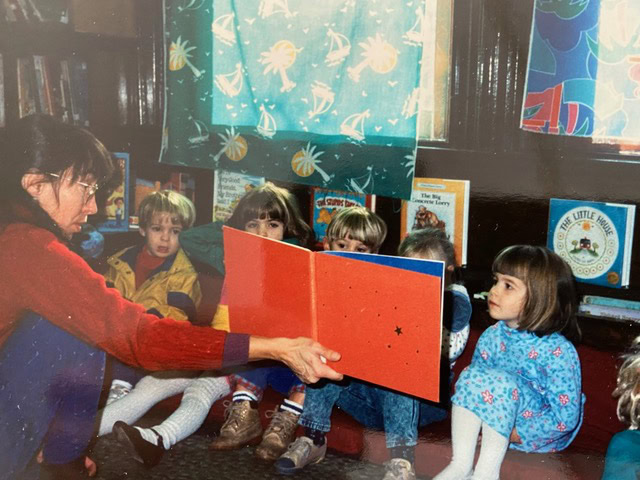 Rochelle reading a storytime book